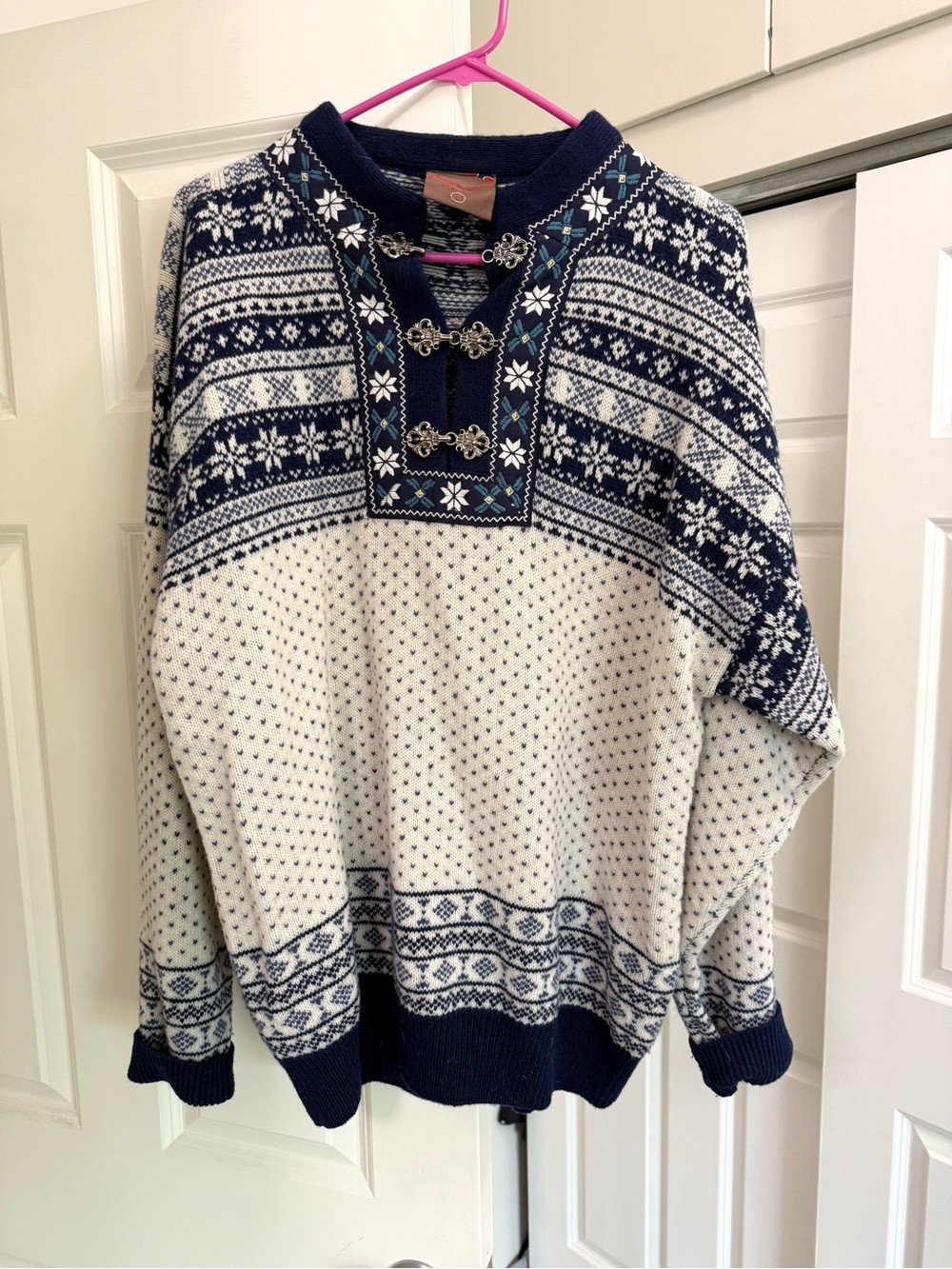Christiania Sweater Norwegian Knit Sweater Lusekofte Metal Clasps Large Vintage